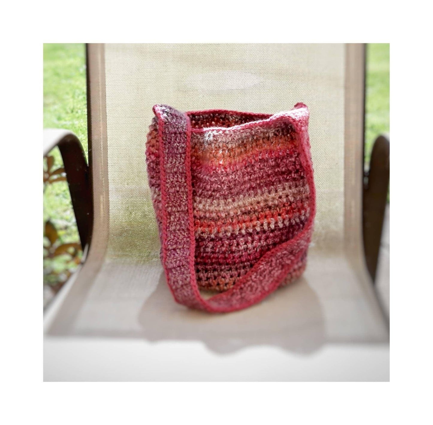 Pink crochet shopping bag