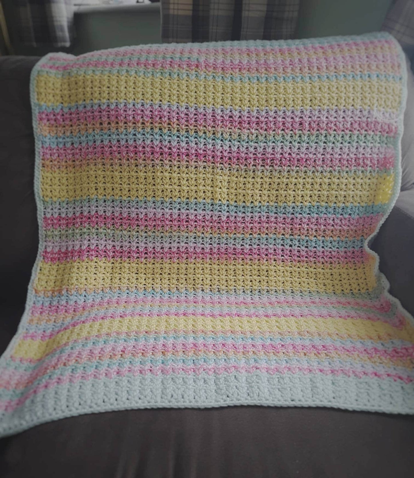 Handmade crochet baby blanket, unisex baby gift - Thistleflat Crafts